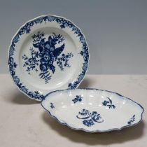 A Worcester blue and white oval lozenge shaped Dish decorated gilly flower, moulded basket weave