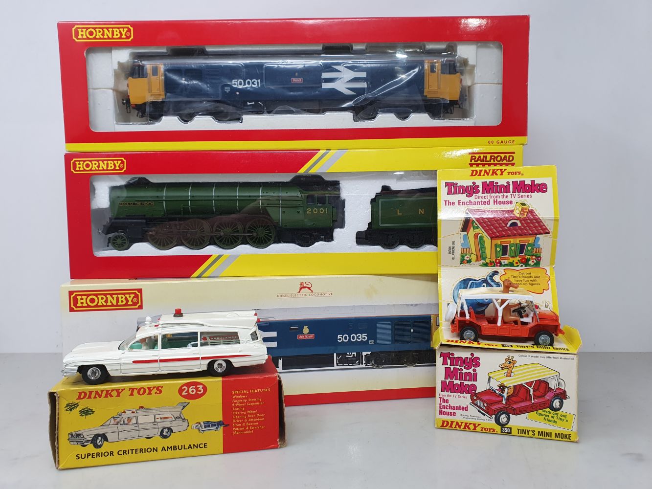 Sale of Model Railway, Diecast Models, Model Assembly Kits, and Tinplate Toys.