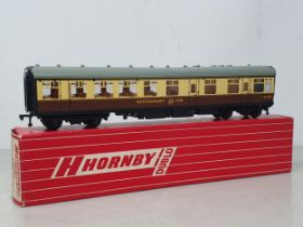 A boxed Hornby Dublo 4070 WR Restaurant Car, unused. Coach in mint condition, box in superb