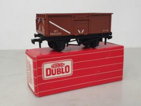A boxed Hornby Dublo 4656 brown Mineral Wagon, unused, superb box. Wagon in mint condition showing