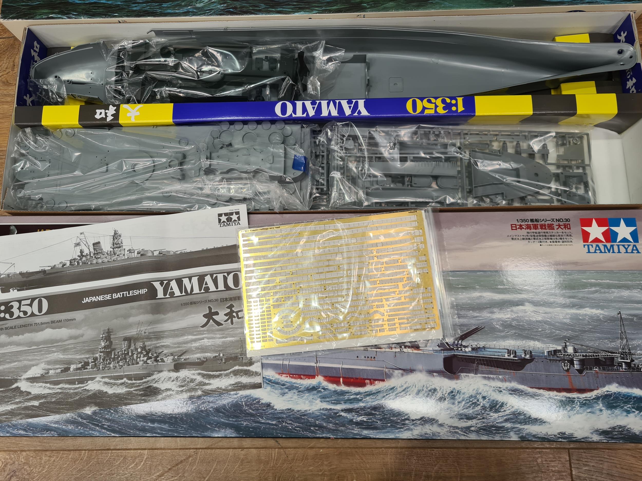 Two Tamiya 1:350 scale Plastic Kits of U.S. Battleship 'BB-63 Missouri' and Japanese Battleship ' - Image 2 of 3