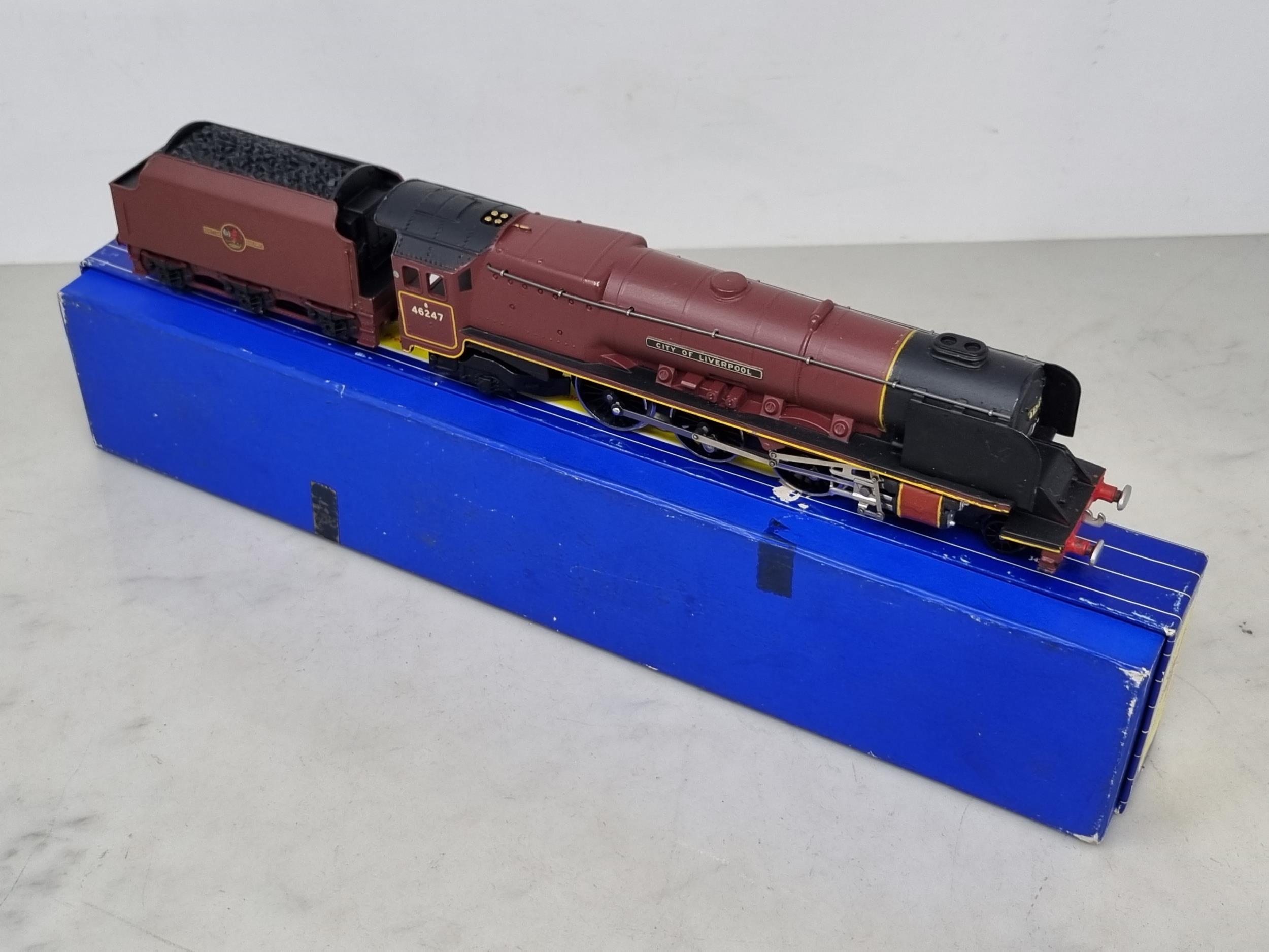 A boxed Hornby Dublo 3226 'City of Liverpool' Locomotive, unused in mint condition. Locomotive shows - Image 2 of 3