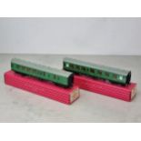 A boxed Hornby Dublo Export 4204 S.R. Corridor Coach and 4205 Export S.R. Corridor Coach, mint