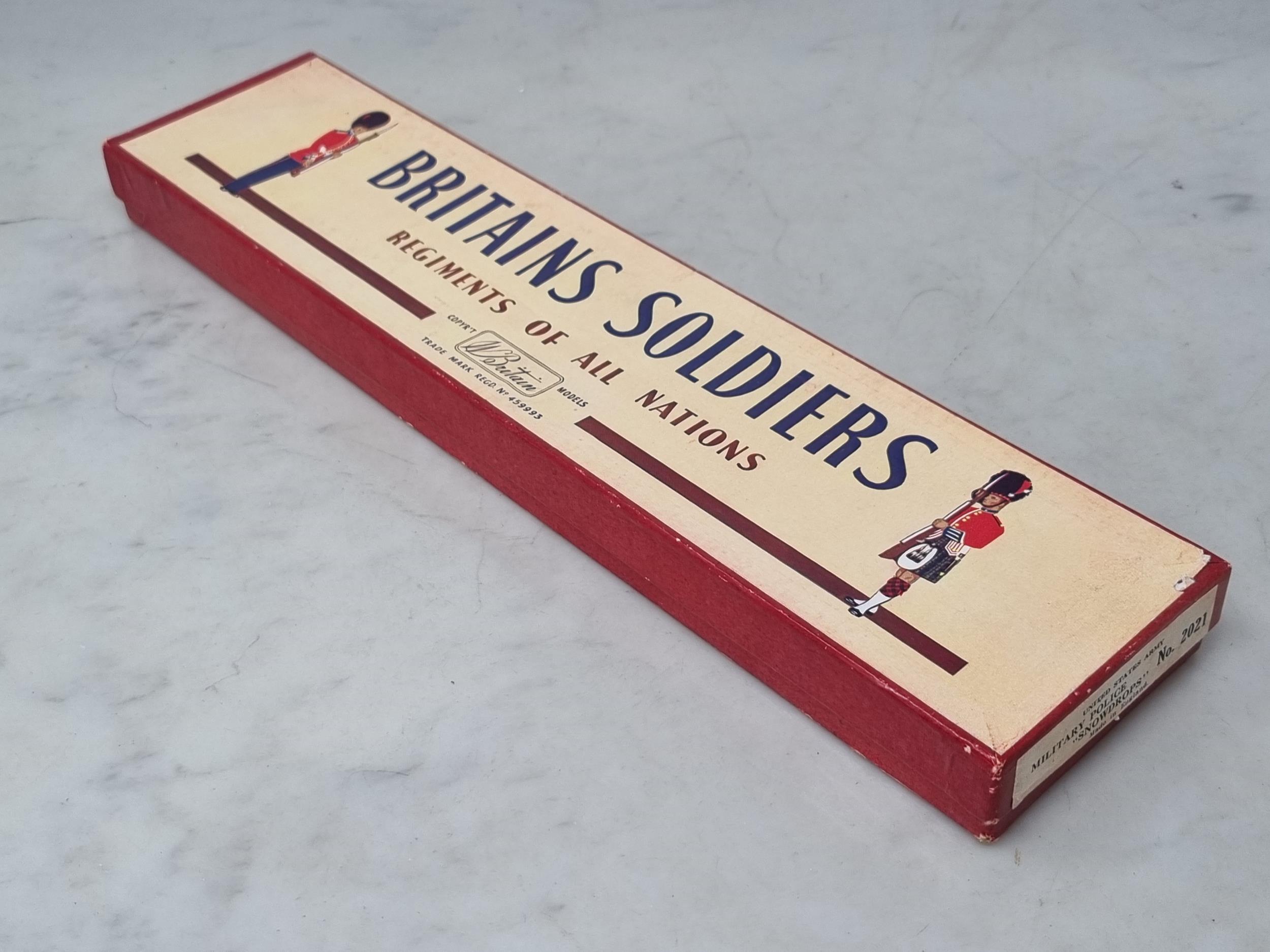 A boxed Britains No.2021 set of United States Military Police 'Snowdrops' - Image 3 of 3