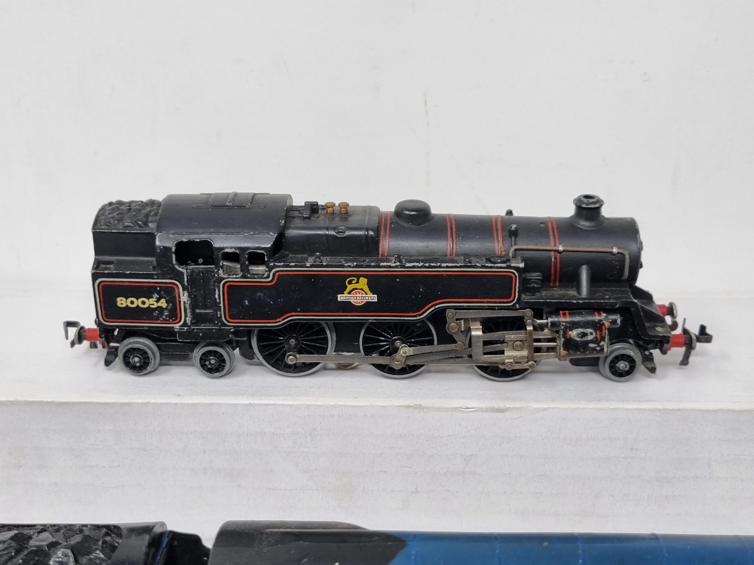 Four unboxed Hornby Dublo 3-rail Locomotives including 'Duchess of Montrose', A4 'Sir Nigel - Image 2 of 6