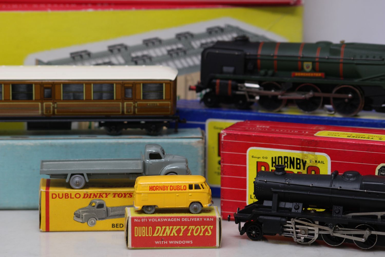 Sale of Model Railway, Diecast Models, Model Assembly Kits, and Tinplate Toys.