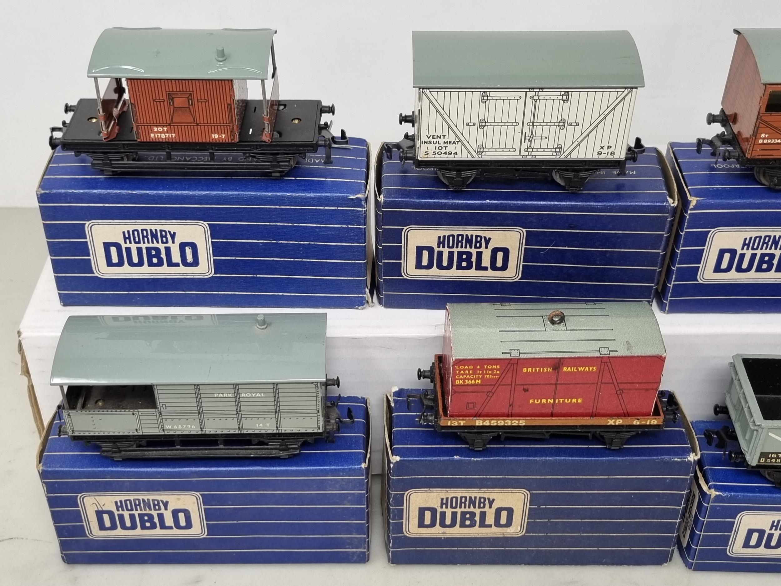 Ten boxed Hornby Dublo BR 3-rail Wagons in mint or very near mint condition. All with superb blue - Image 2 of 3