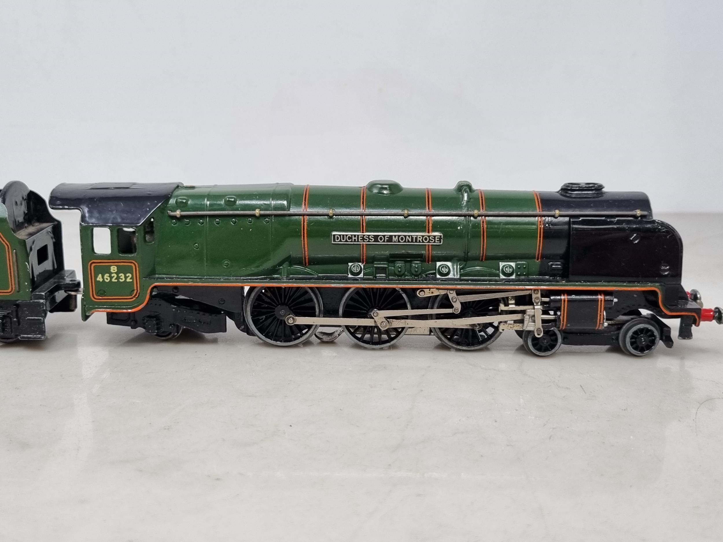 A boxed Hornby Dublo EDL12 gloss 'Duchess of Montrose' and associated unboxed Tender - Image 4 of 6