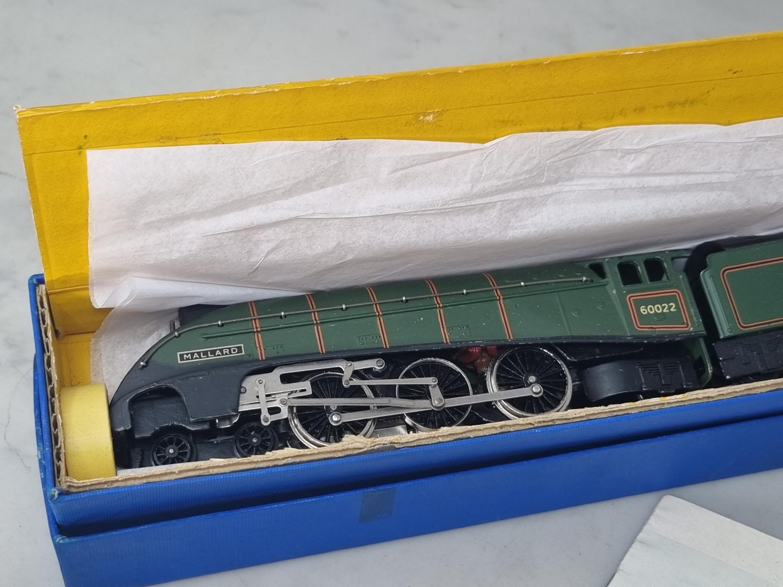 A boxed Hornby Dublo 3211 nickel silver 'Mallard' Locomotive, unused and in mint condition showing - Image 2 of 7