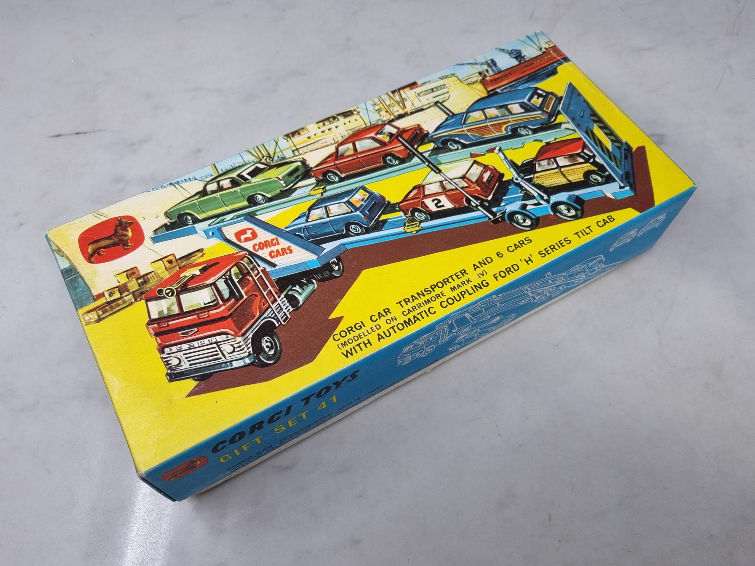 A boxed Corgi Toys Gift Set No.41 rare Mail Order Car Transporter and six cars , super example - Image 4 of 6