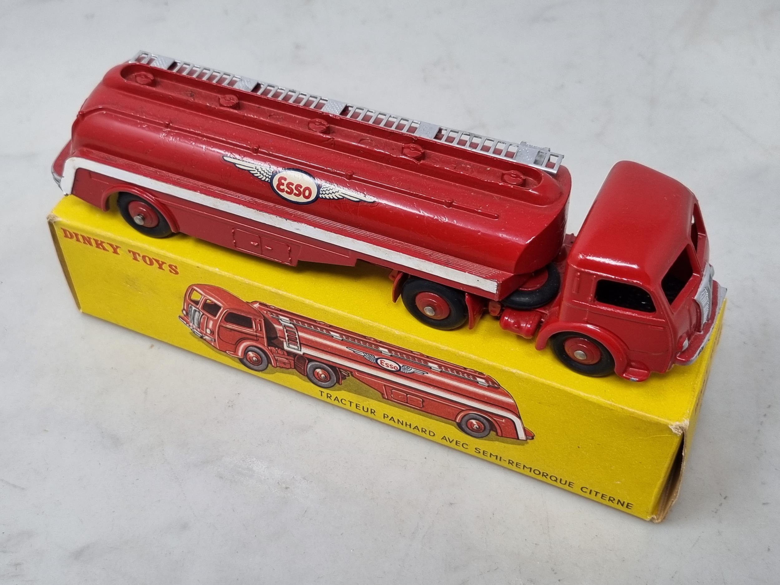 A boxed French Dinky Toys No.32C Tracteur Panhard 'Esso' Tanker, Nr M-M, box superb - Image 2 of 3