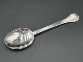 A William & Mary silver Trefid Spoon with rat tail bowl, engraved initials M.H, Newcastle circa