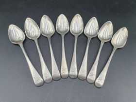 Eight George IV silver Teaspoons old english pattern engraved initials, London 1822, maker: W.B