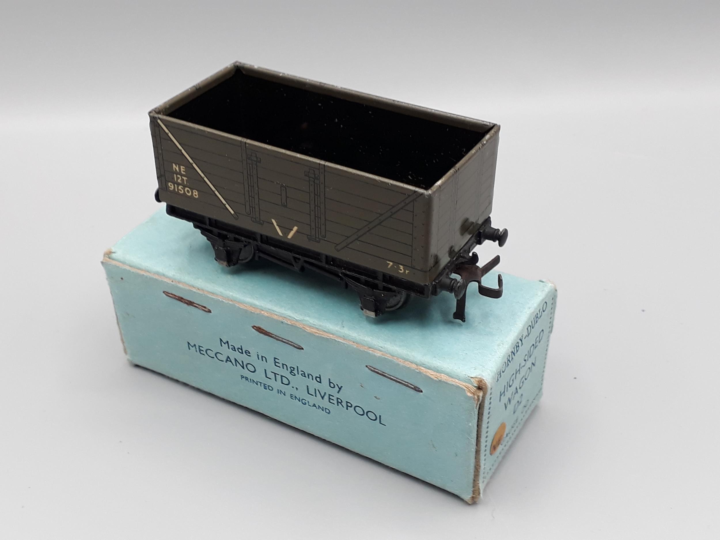 A boxed Hornby Dublo LNER High-sided Wagon, M, superb 3/48 box, without rusting to staples, pencil - Image 2 of 3