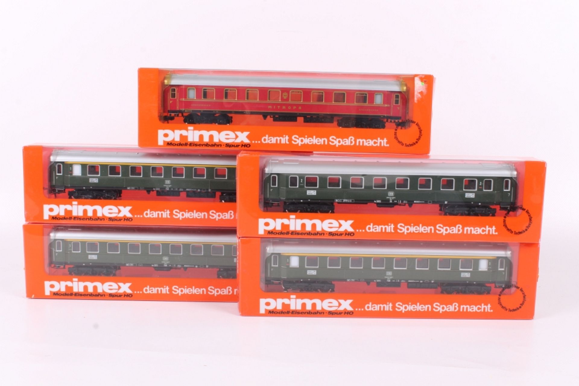 Primex fünf D-Zug Wagen