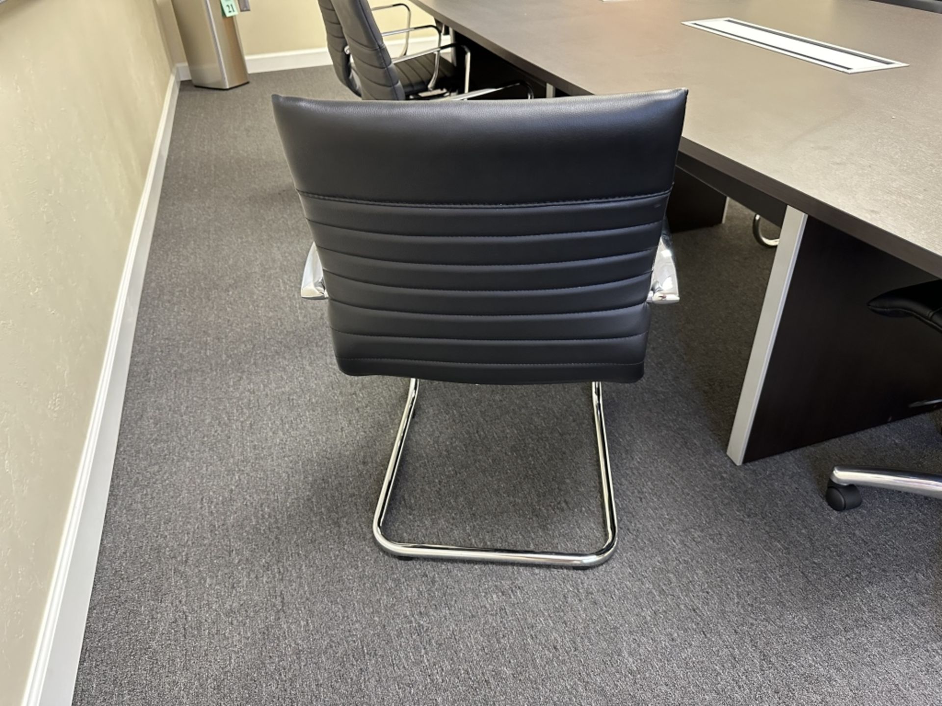10' CONFERENCE TABLE WITH (8) CORP DESIGN CHAIRS - Image 6 of 7