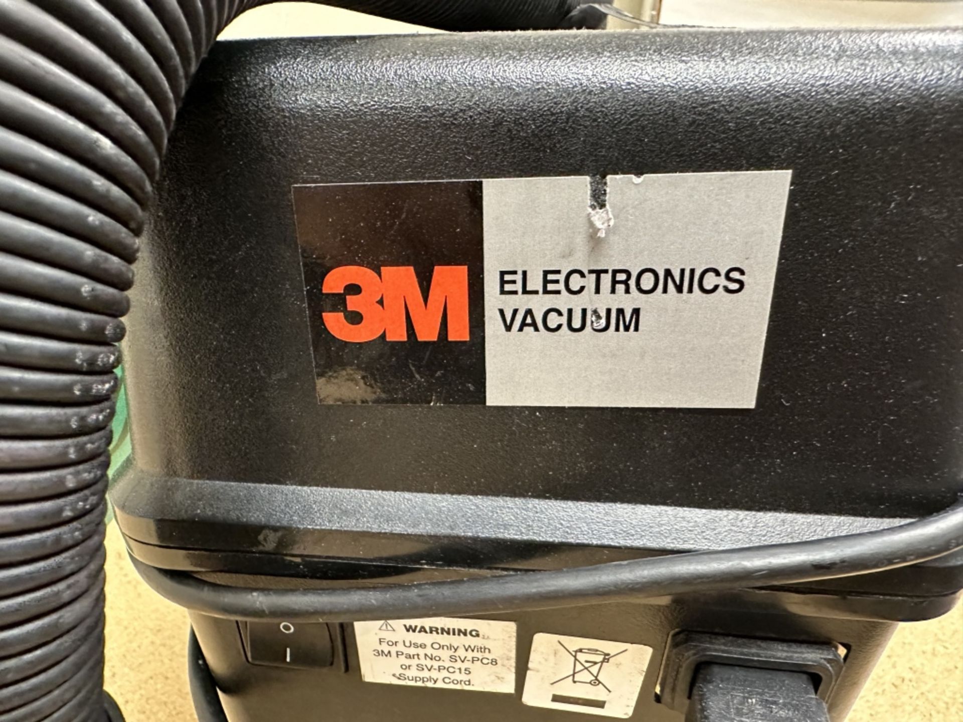 3M ELECTRONICS VACUUM CLEANER - Image 2 of 2