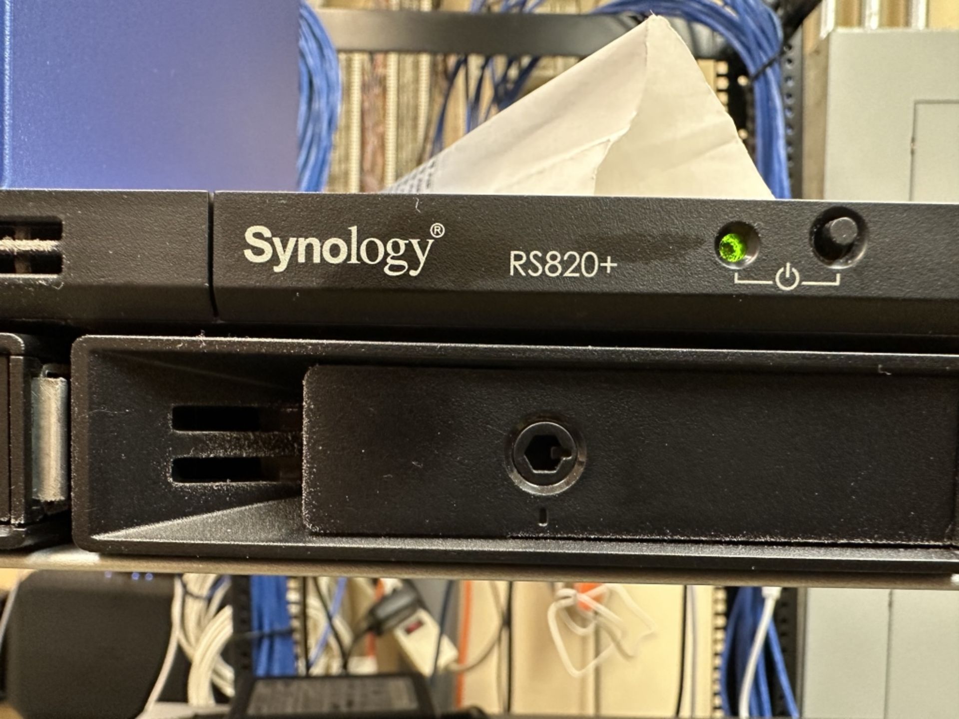 SYNOLOGY RS820+ RACKSTATION (HARD DRIVES REMOVED) - Image 2 of 2