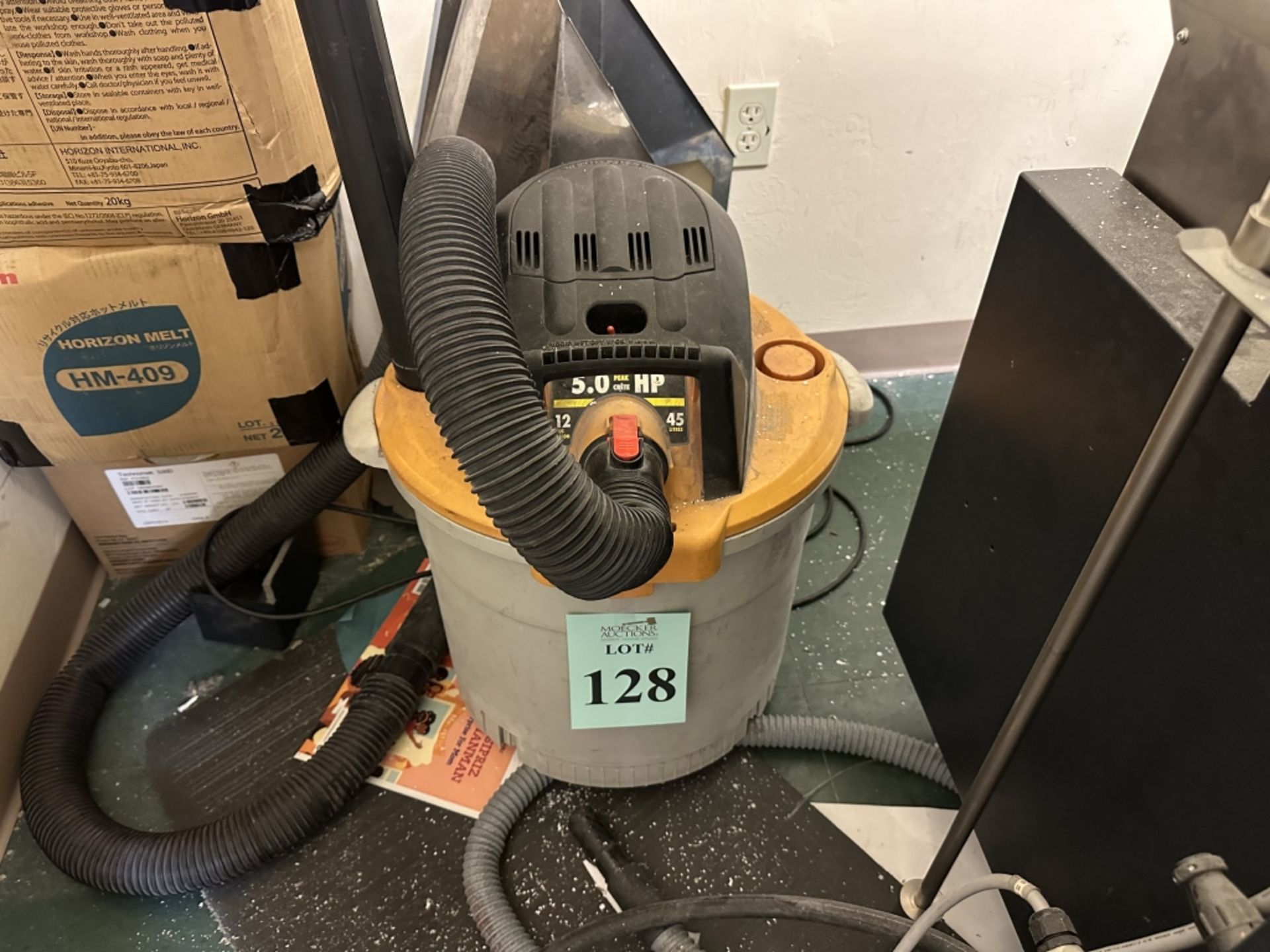 RIDGID 12 GALLON SHOP VAC