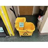 AMAZON BASICS MOP BUCKET