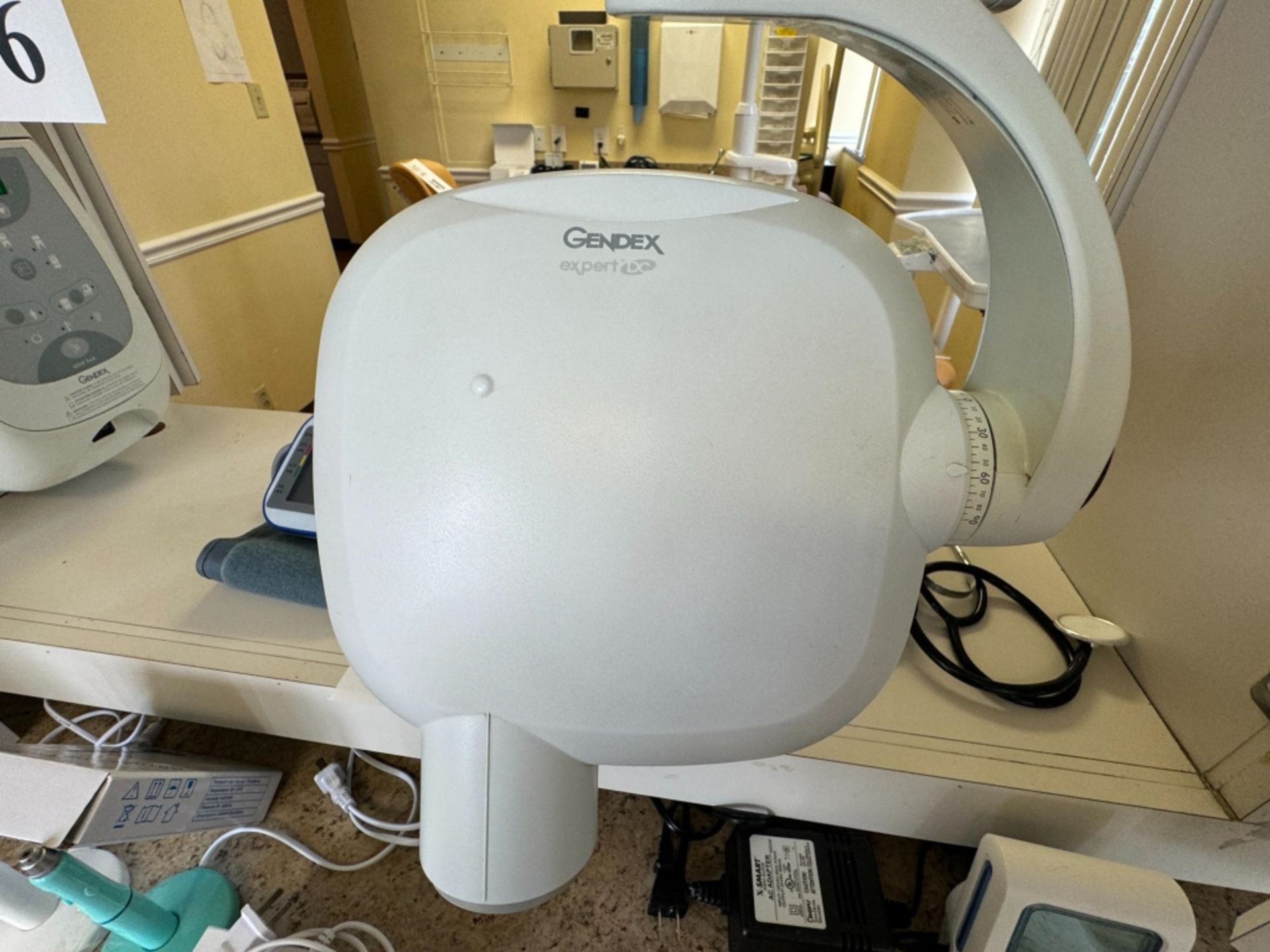 GENDEX EXPERT DC DENTAL X-RAY MACHINE MFG. 9/2015 - Image 3 of 6