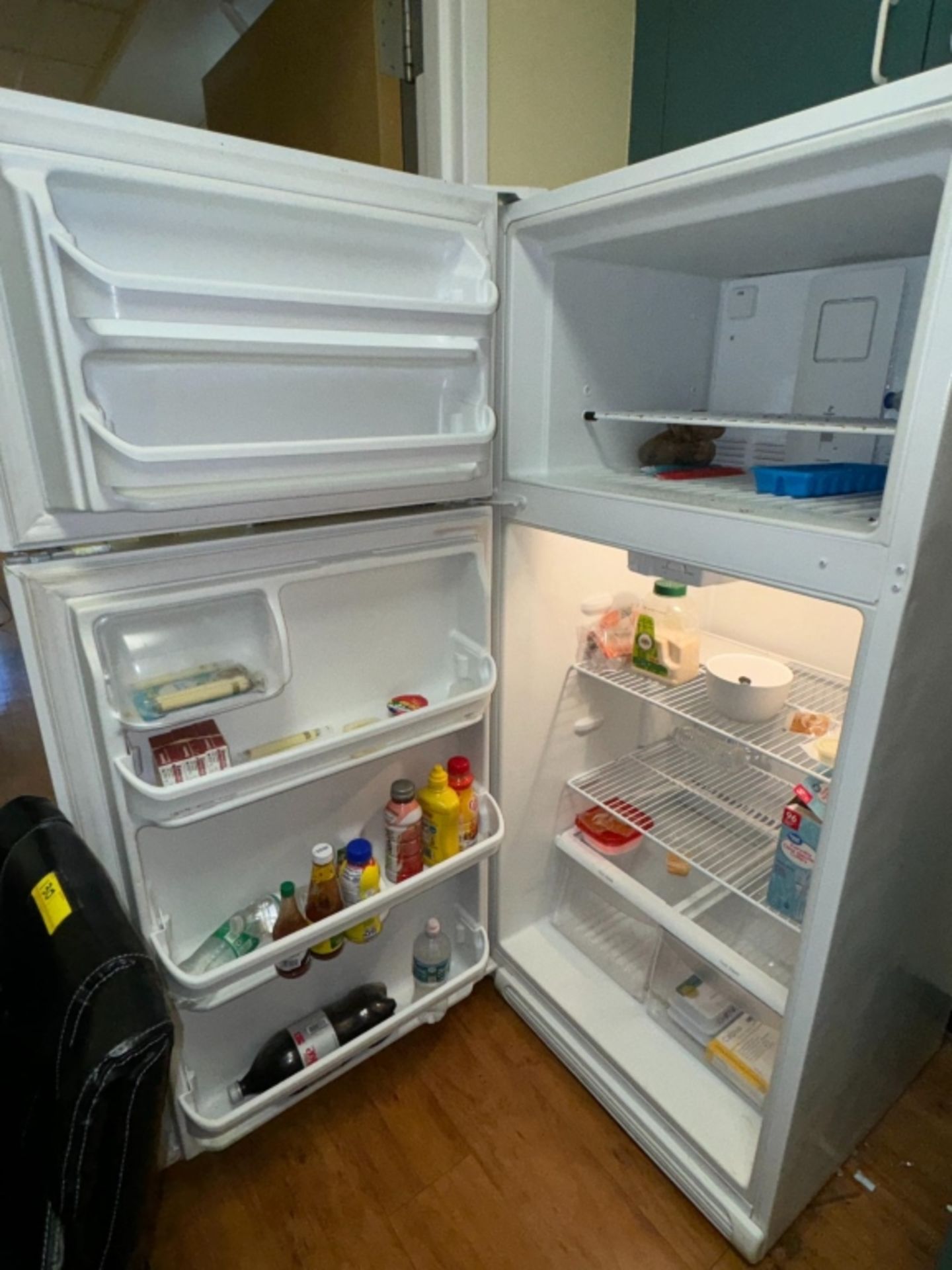 FRIGIDAIRE REFRIGERATOR, FULL SIZE FREEZER - Image 2 of 2