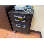 3 DRAWER ROLLING CABINET