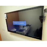 PANASONIC VIERA 42" HDTV WITH REMOTE AND WALL