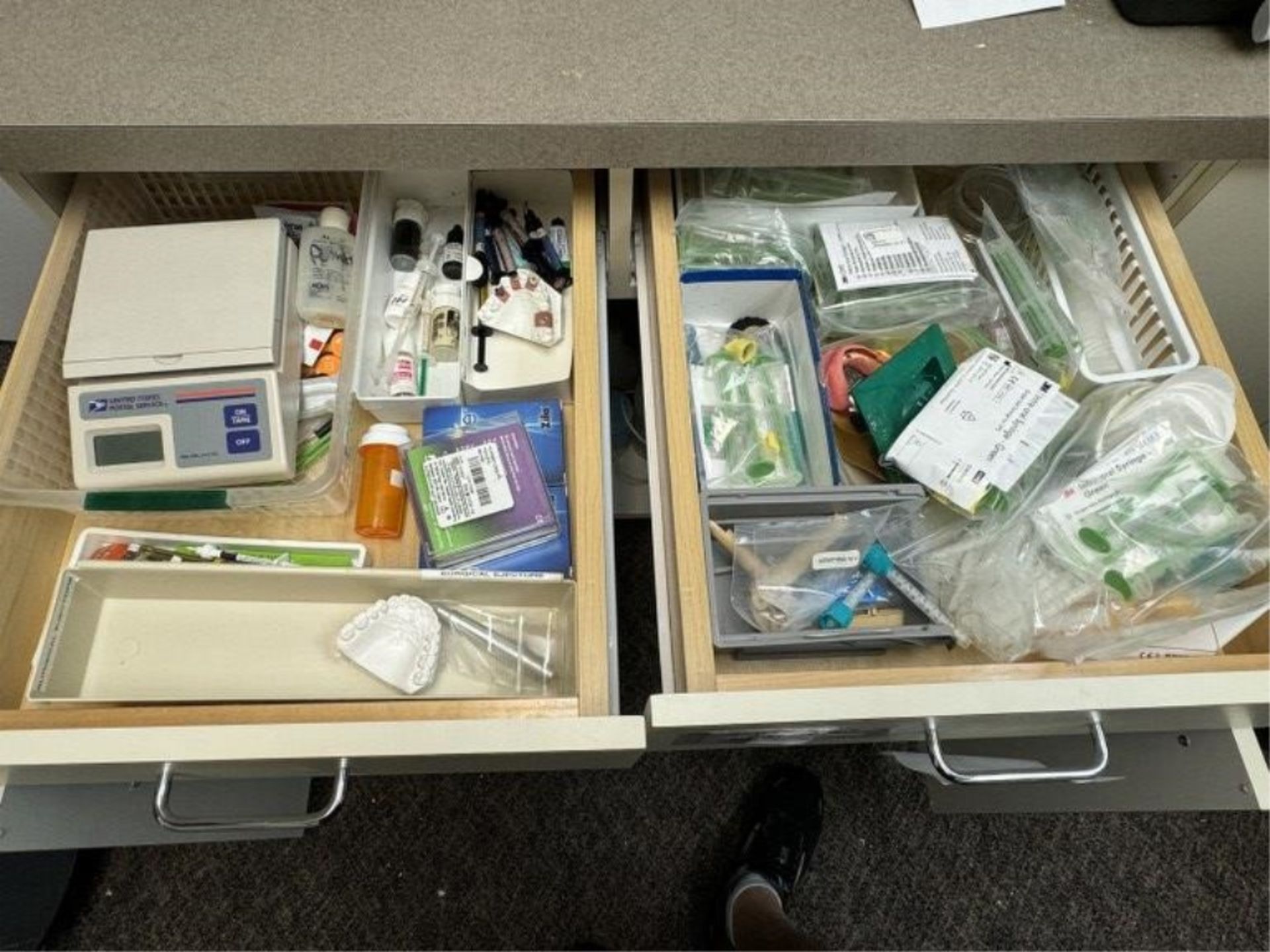 LOT CONSISTING OF DENTAL EQUIPMENT UNDER CABINET - Image 3 of 7