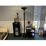 LOT CONSISTING OF FLOOR LAMP,