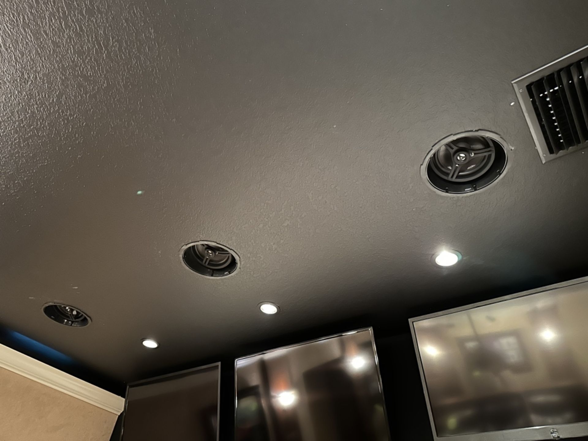 LOT CONSISTING OF (5) IN-CEILING 8" SPEAKERS CURRENT AUDIO FIT804FL - Image 3 of 3