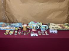 LOT CONSISTING OF ASSORTED BEACH-THEMED SOUVENIRS