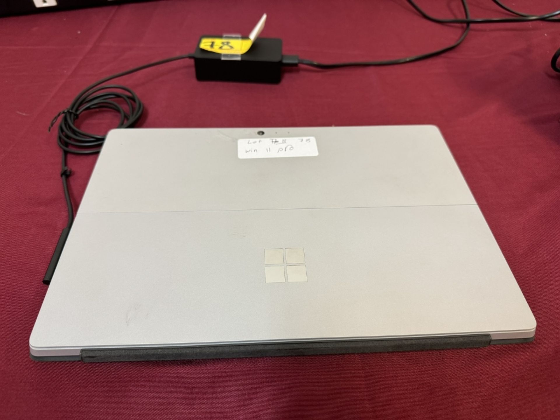 Microsoft Surface Pro 4 Corei7 8GB RAM 256GB SSD - Image 4 of 5