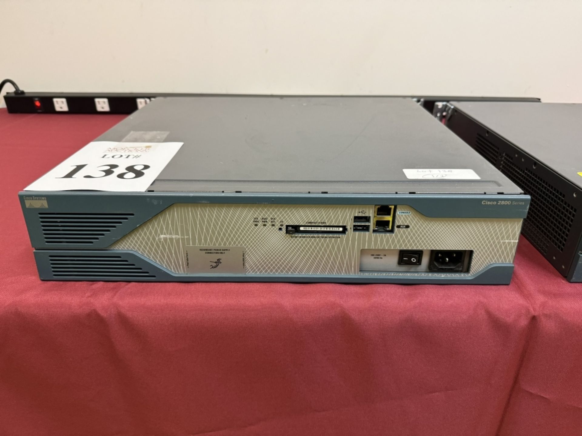 Cisco 2821 Router IOS 15.1, CME 8.5, 1GBD/256F - Image 2 of 9