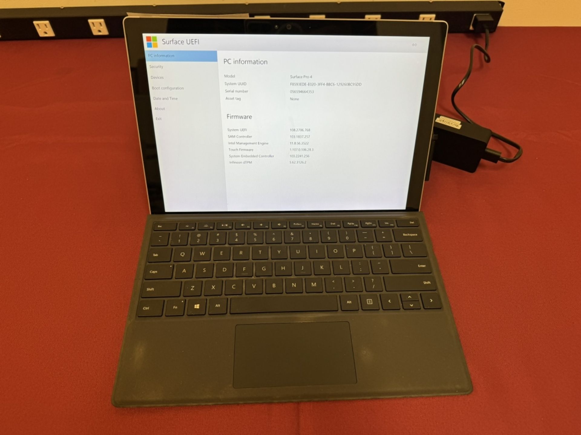 Microsoft Surface Pro 4 Corei7 8GB RAM 256GB SSD - Image 2 of 4