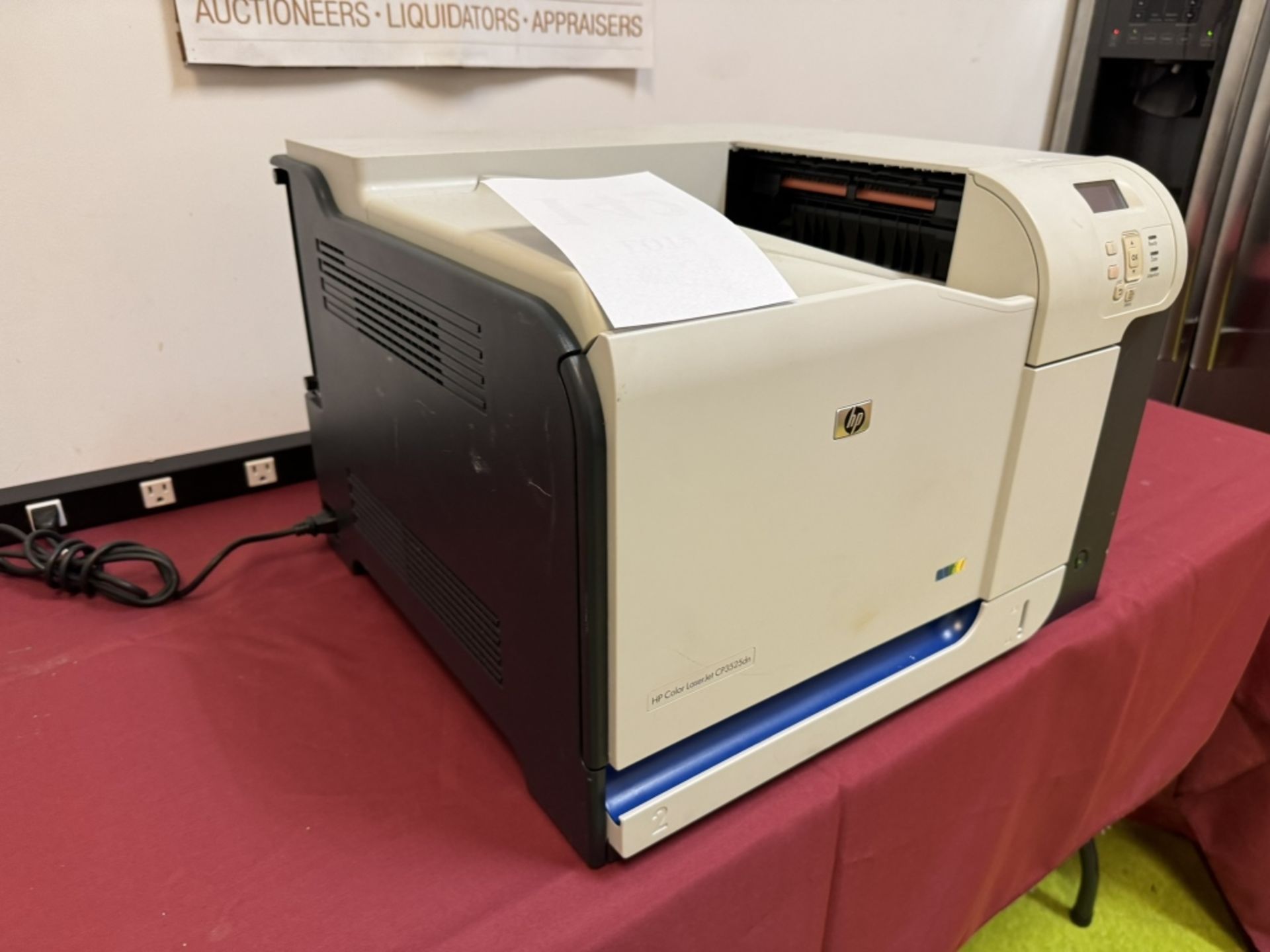 HP LaserJet CP3525DN Color Printer - Image 3 of 7