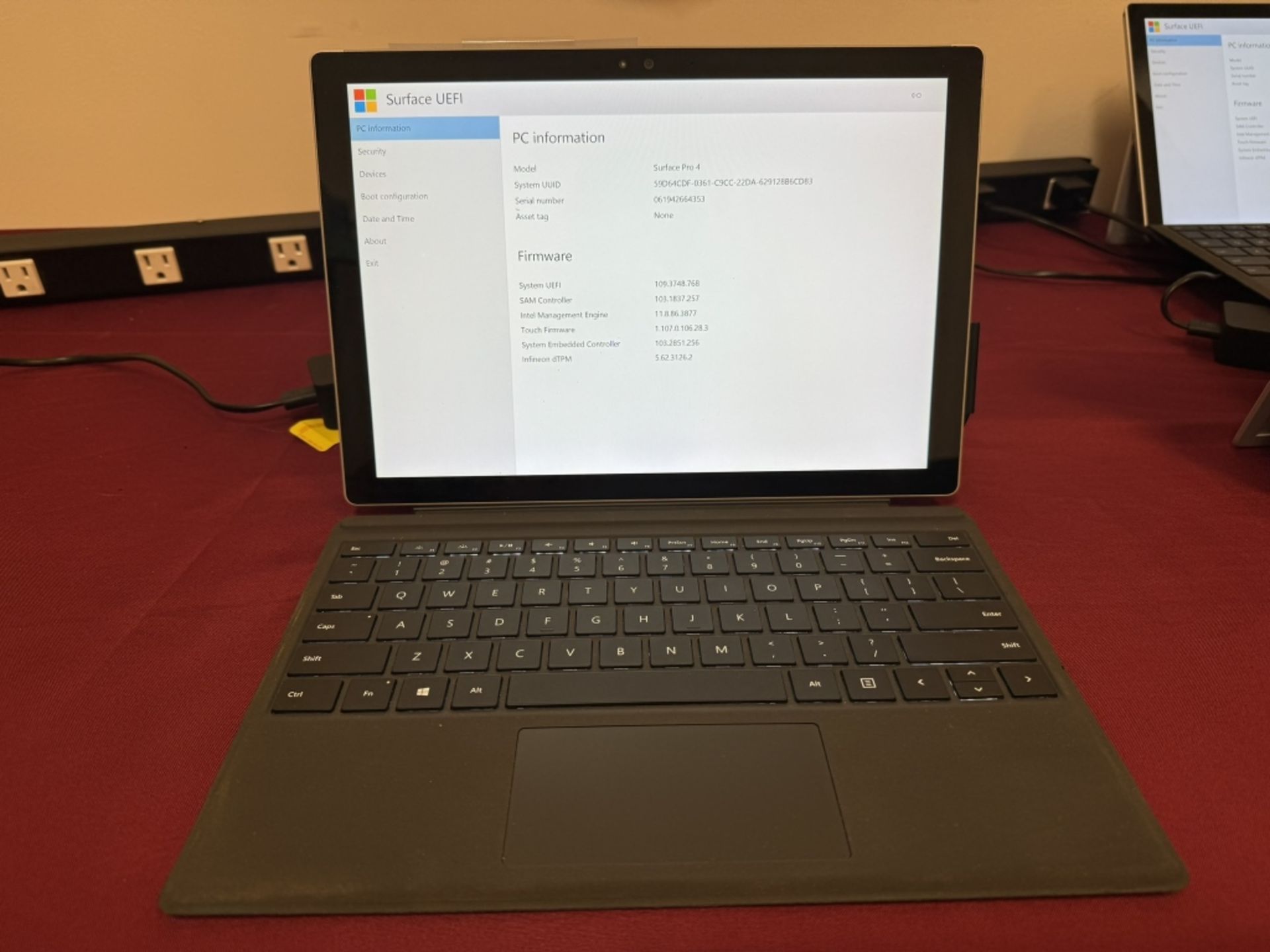 Microsoft Surface Pro 4 Corei7 8GB RAM 256GB SSD - Image 2 of 4