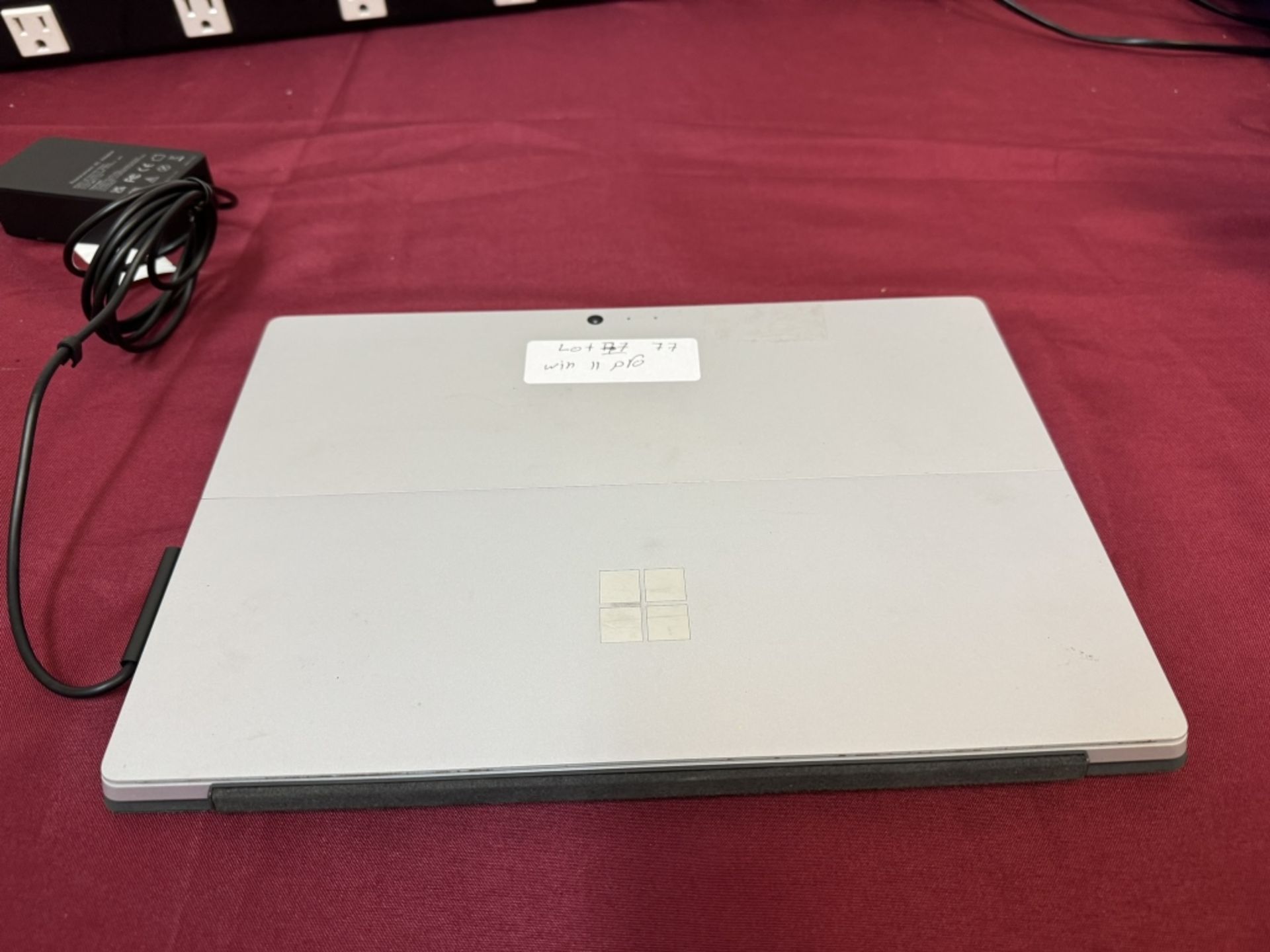 Microsoft Surface Pro 4 Corei7 8GB RAM 256GB SSD - Bild 3 aus 4