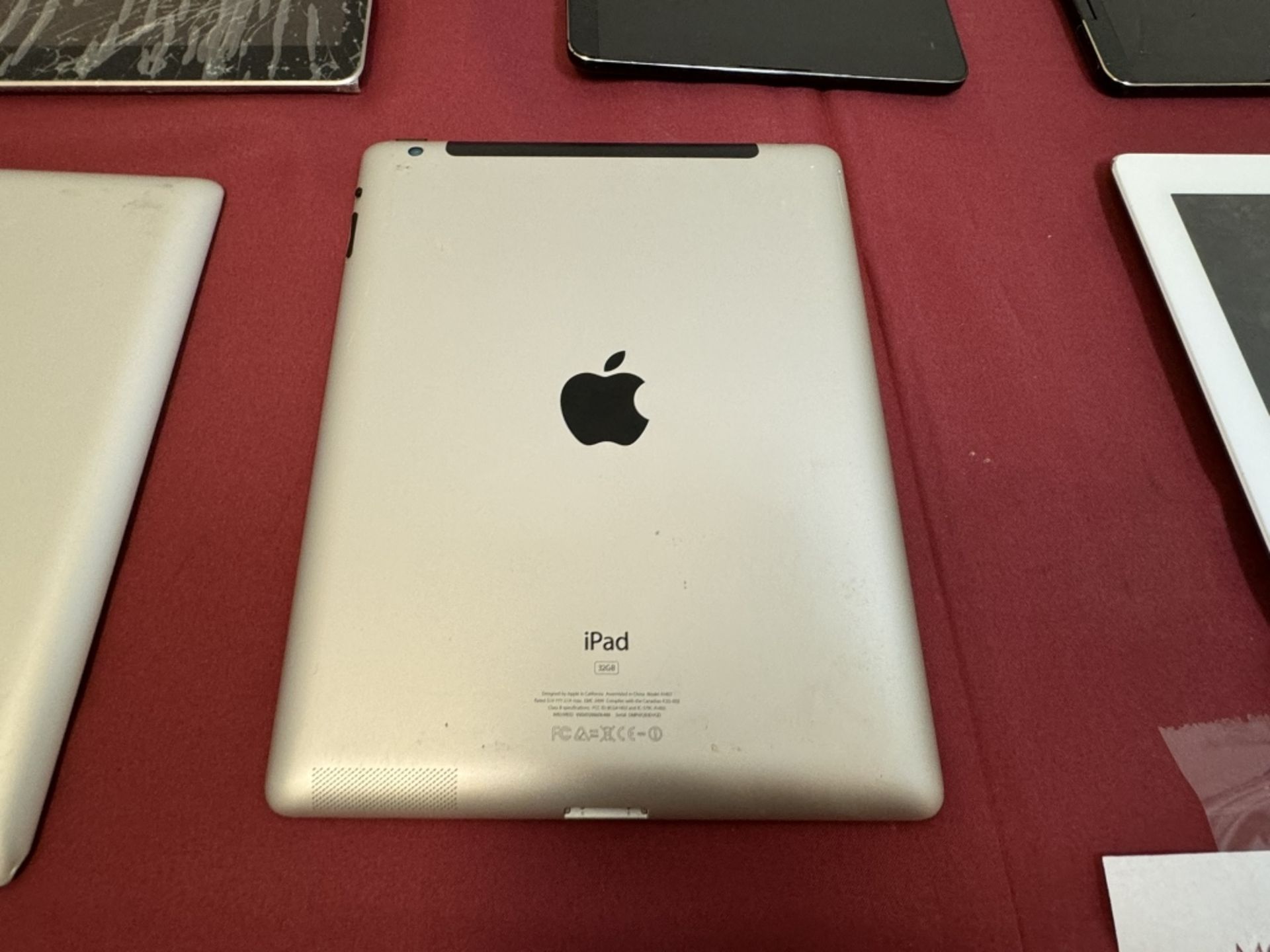 6 Apple iPad and 2 LG Tablets - Image 6 of 24
