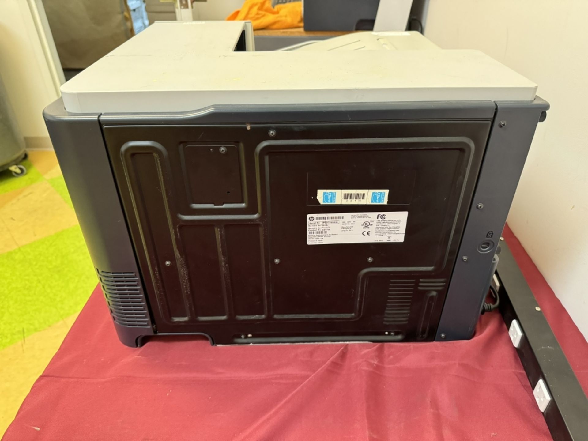 HP LaserJet CP3525DN Color Printer - Bild 6 aus 7