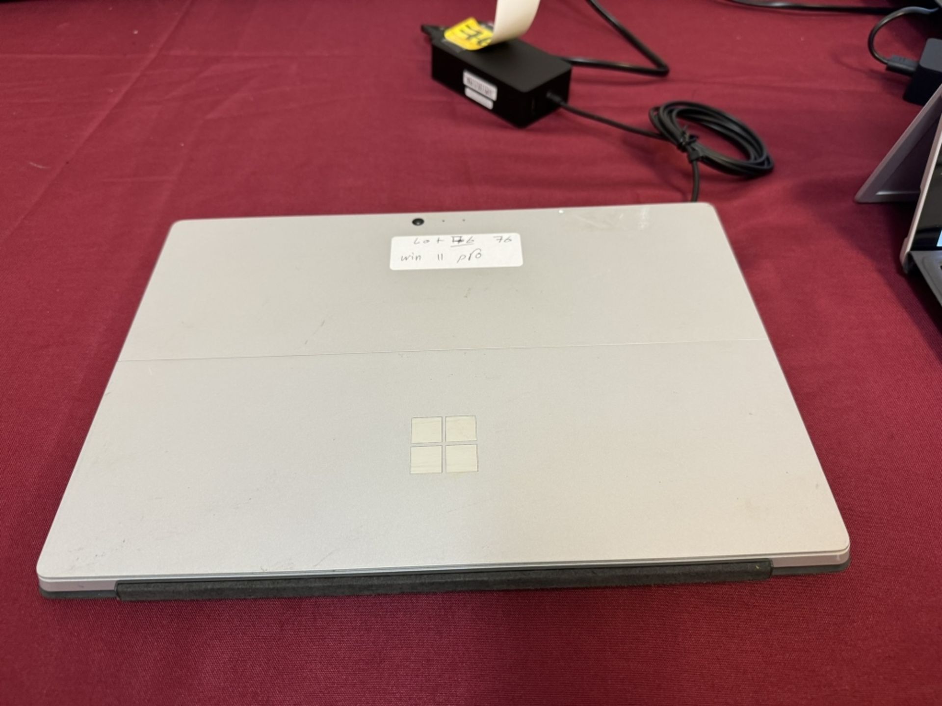 Microsoft Surface Pro 4 Corei7 8GB RAM 256GB SSD - Image 4 of 5