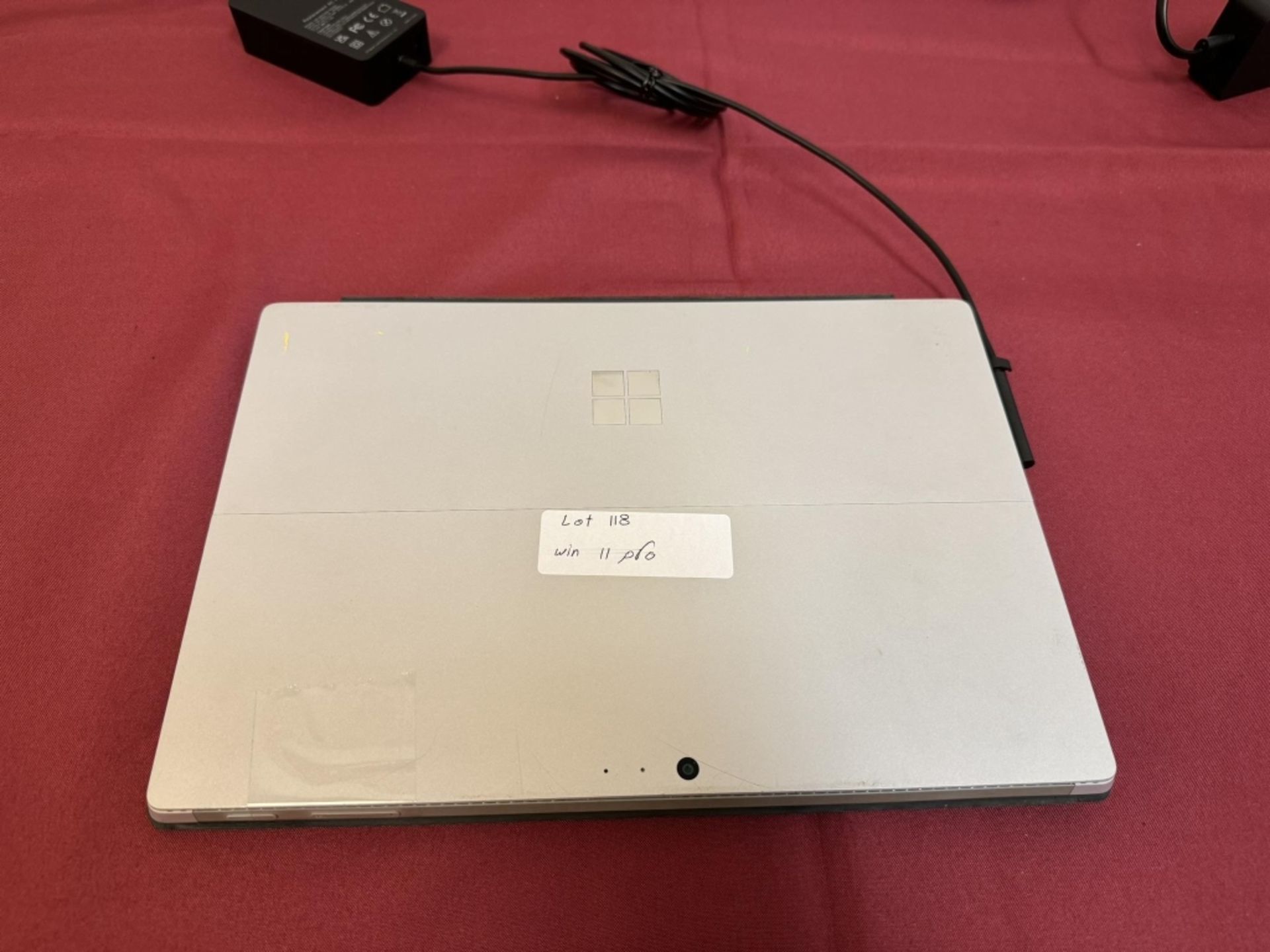 Microsoft Surface Pro 4 Corei7 8GB RAM 256GB SSD - Image 3 of 4