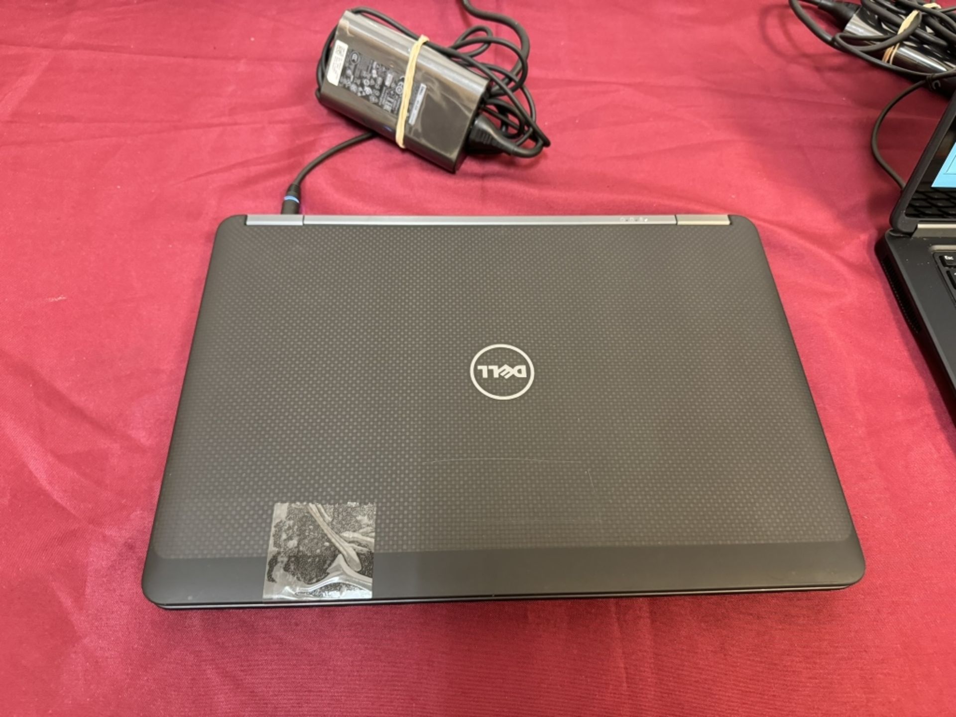 Dell Latitude E7450 14" Core i7,8GB RAM 128GB SSD - Image 4 of 12