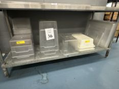 LOT CONSISTING OF A VARIETY OF PLASTIC CONTAINERS