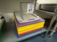 CUTTING BOARDS WITH RACK