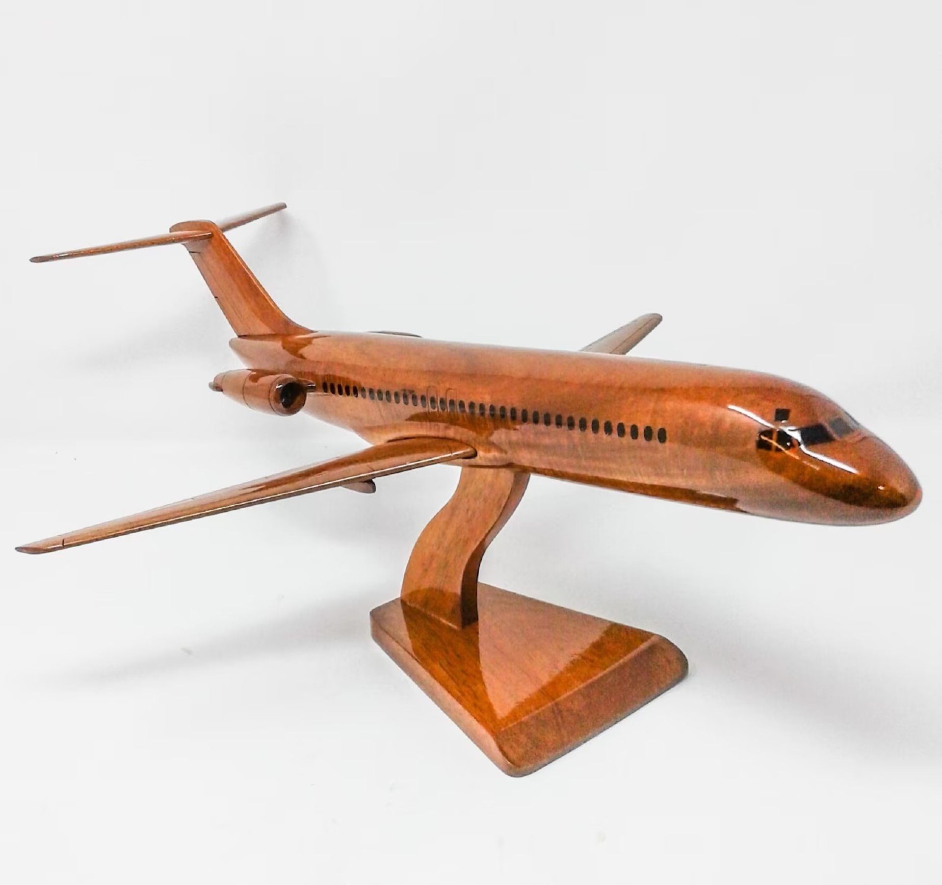 McDonnell Douglas DC9 Wooden Scale Desk Model - Image 2 of 4