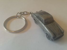 James Bond "Aston Martin DB5" Keychain