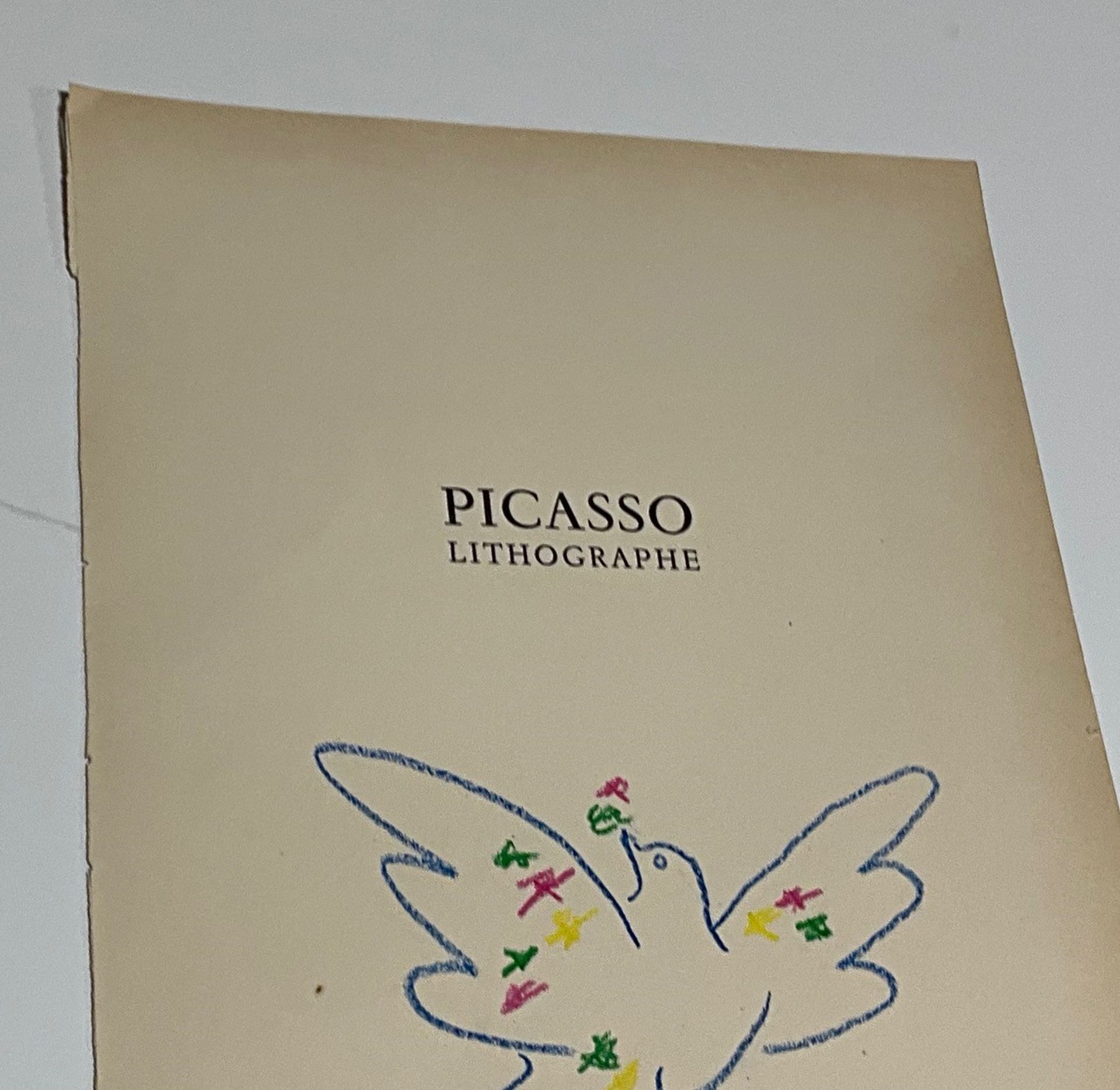 Pablo Picasso original Crayon Drawing Dove - Image 3 of 4