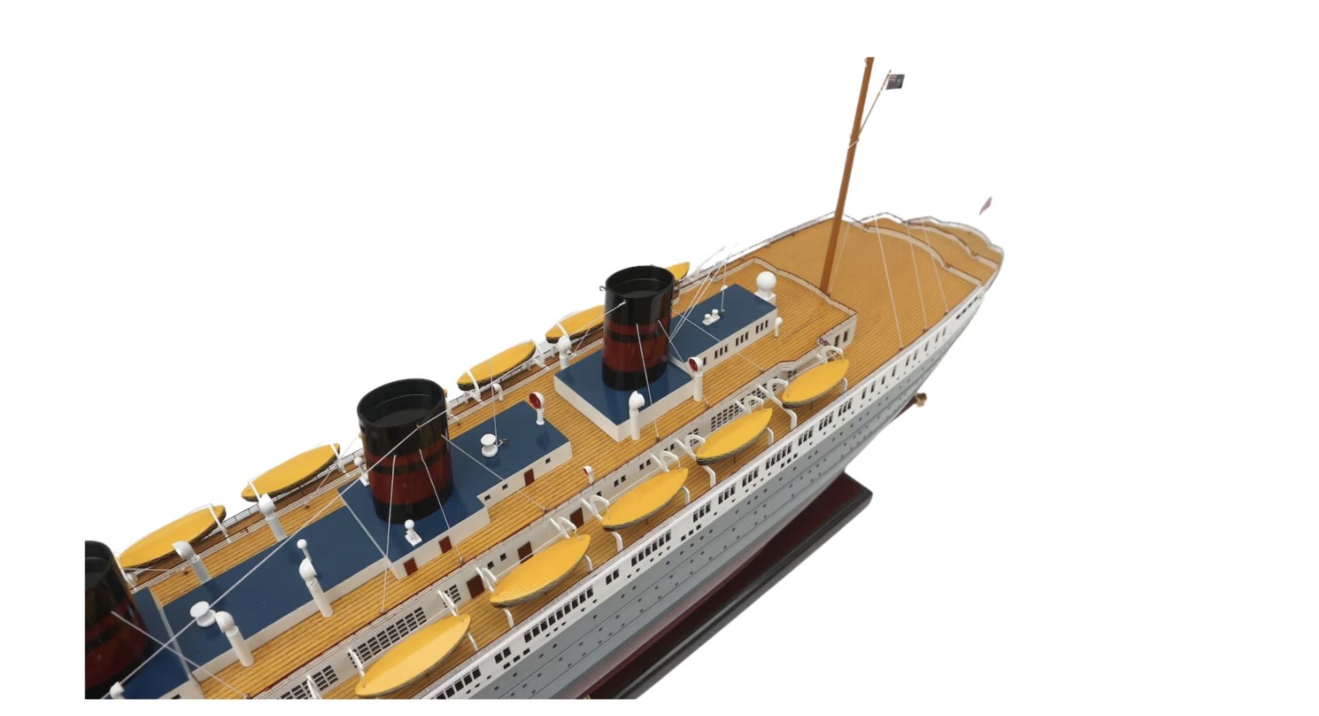 SS Queen of Bermuda Wooden Model Desk Scale Display - Bild 6 aus 8