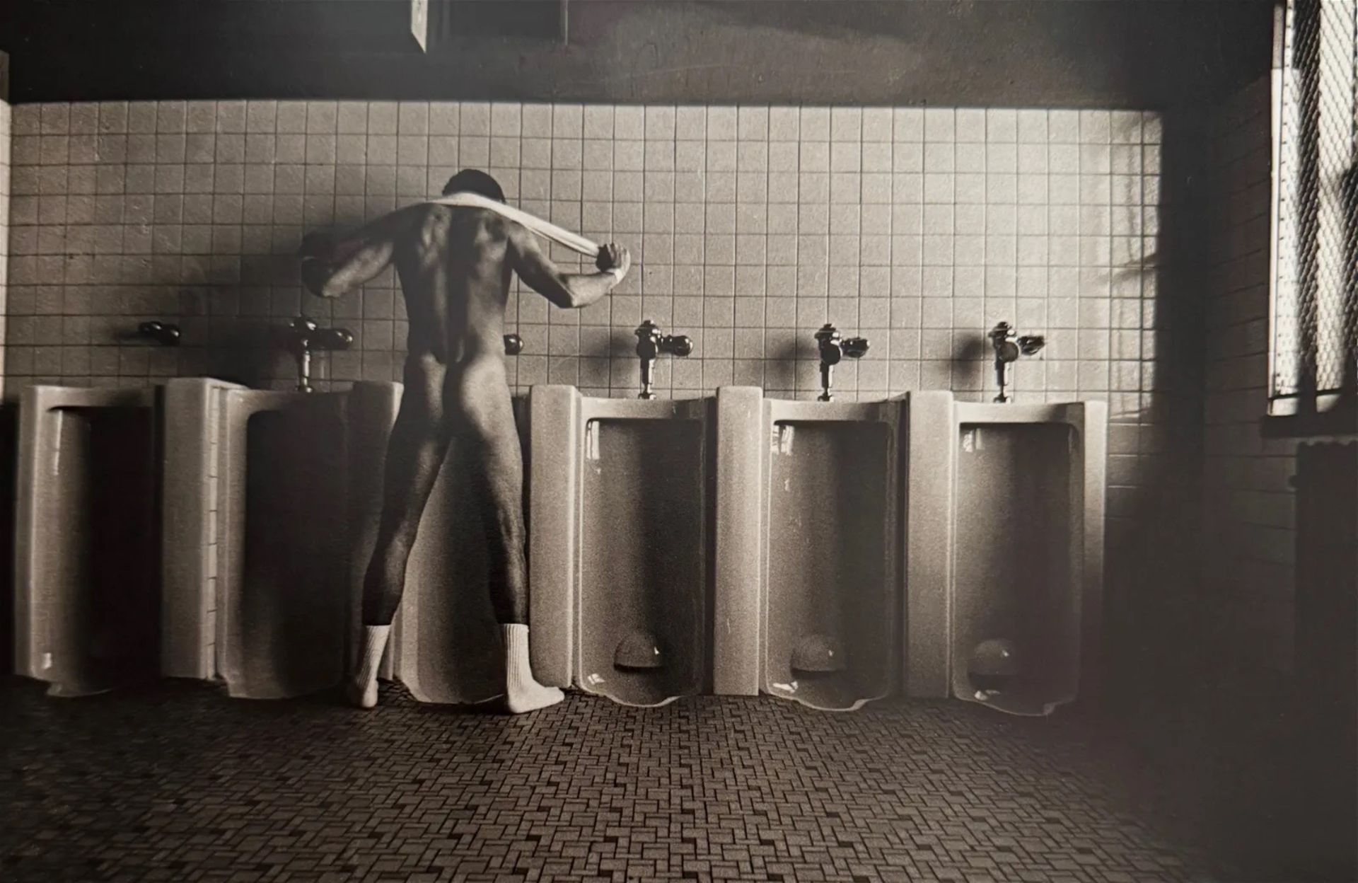 Ken Haak "Urinal, Nude" Print